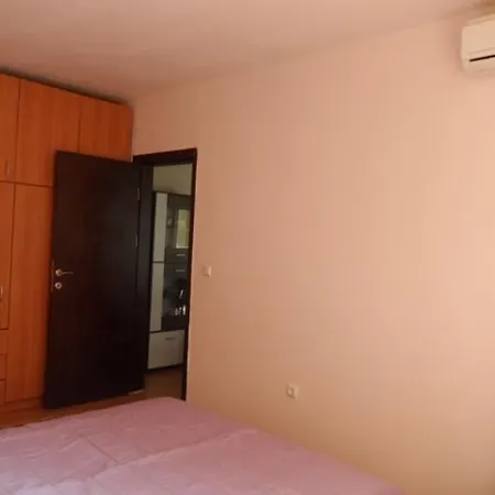 Joro Apartment *